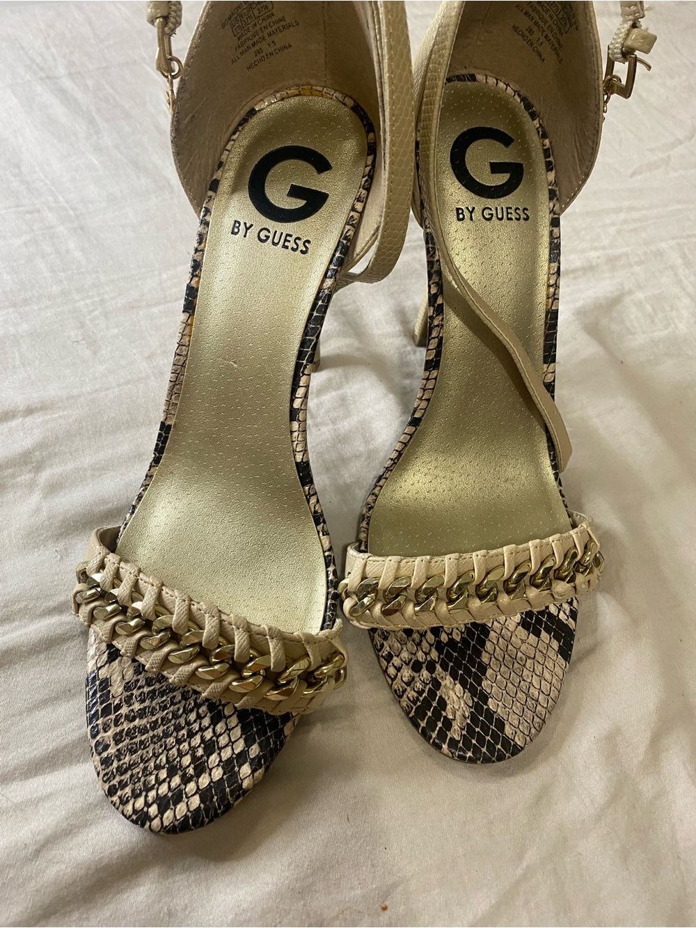 GUESS Magni Snakeskin Chain Heeled Sandals 7.5